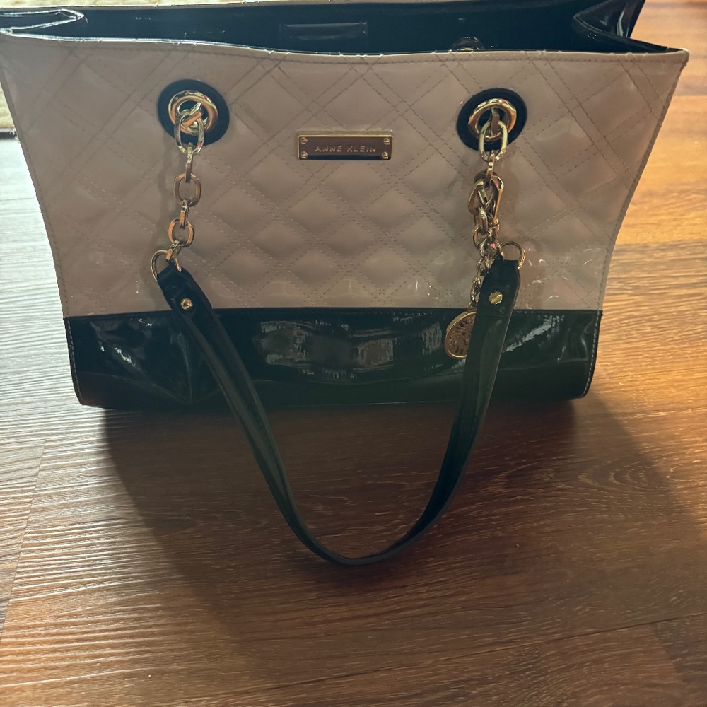 Anne Klein purse